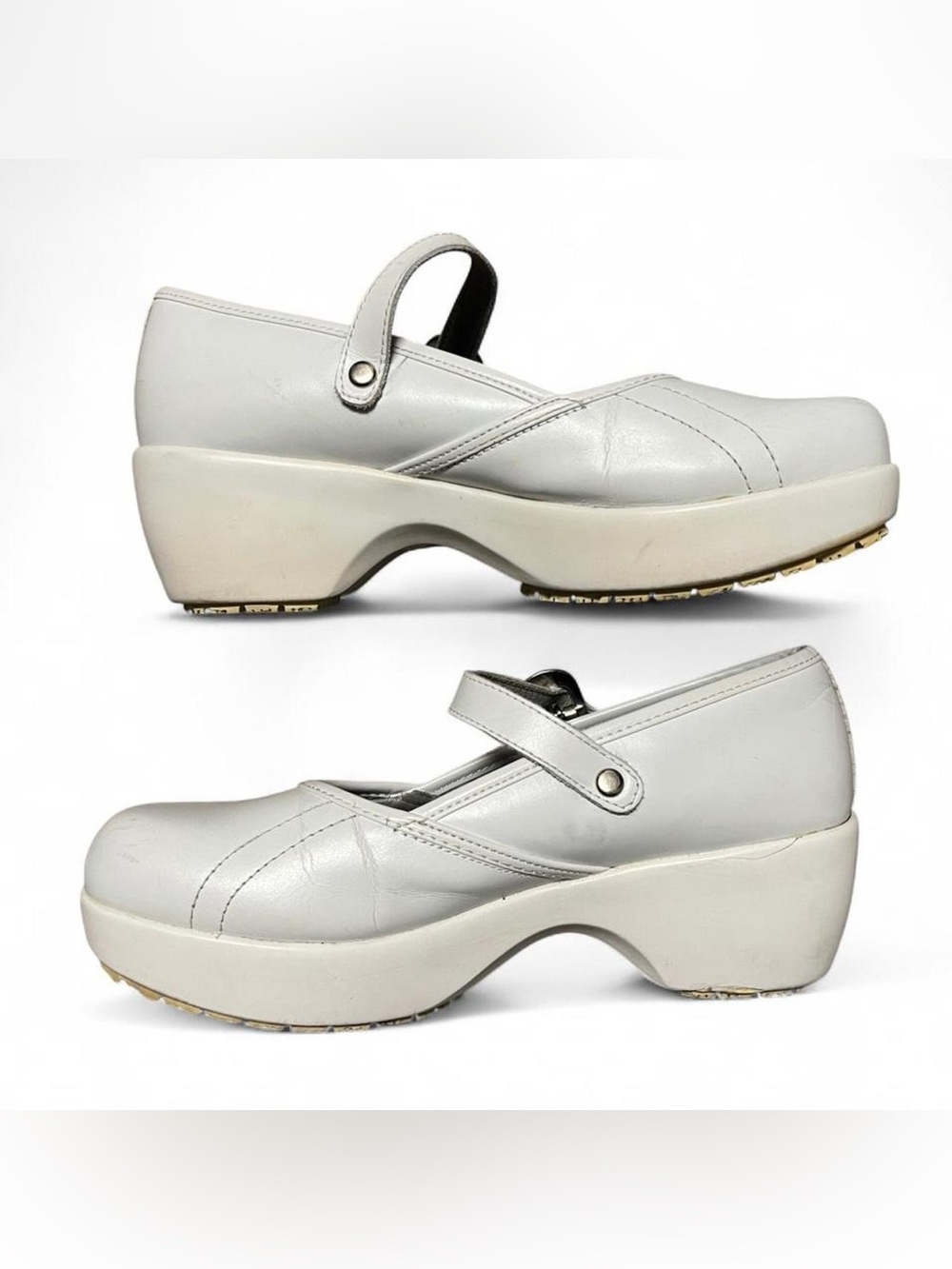 SRmax white leather Mary Jane Platform Clogs